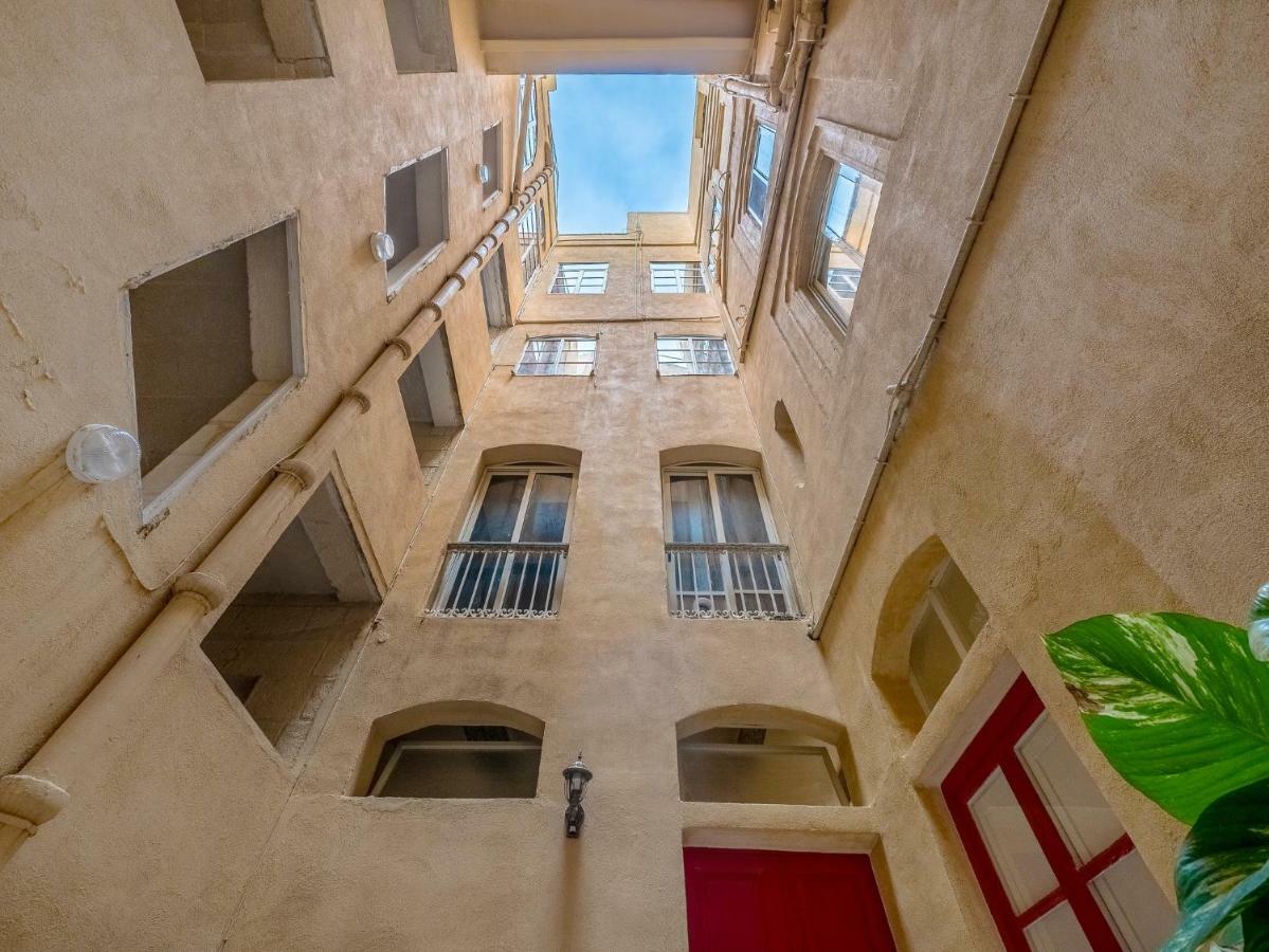 Valletta Main Street Apartment Exterior foto