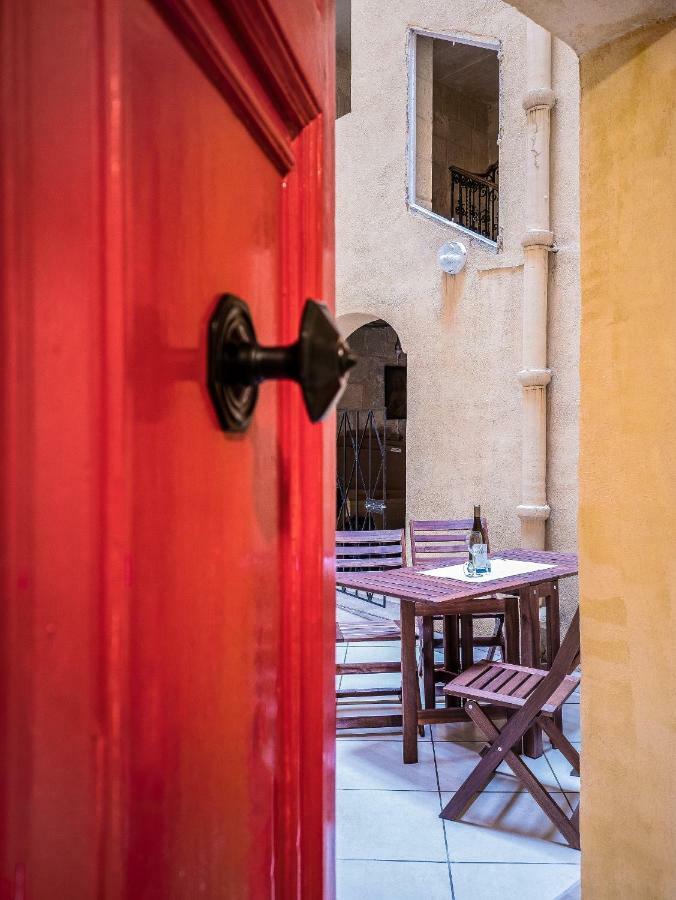 Valletta Main Street Apartment Exterior foto